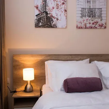 Galaxy Апартаменты *