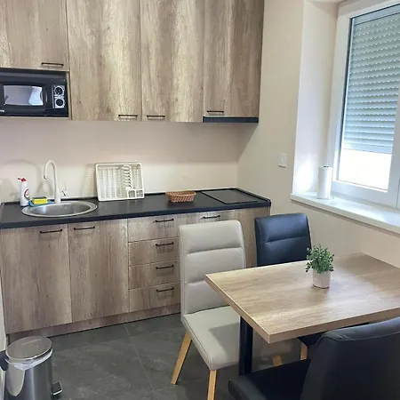 Galaxy Apartment *